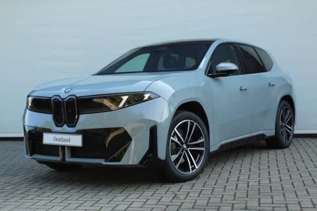 BMW iX3 (2026) thumbnail 1