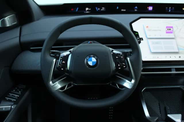 BMW iX3 (2026) thumbnail 3