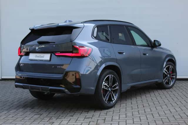 BMW X1 (2026) thumbnail 2