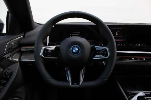 BMW 5-Serie (2026) thumbnail 3