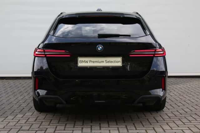 BMW i5 (2026) thumbnail 6