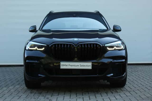 BMW X5 (2022) thumbnail 2