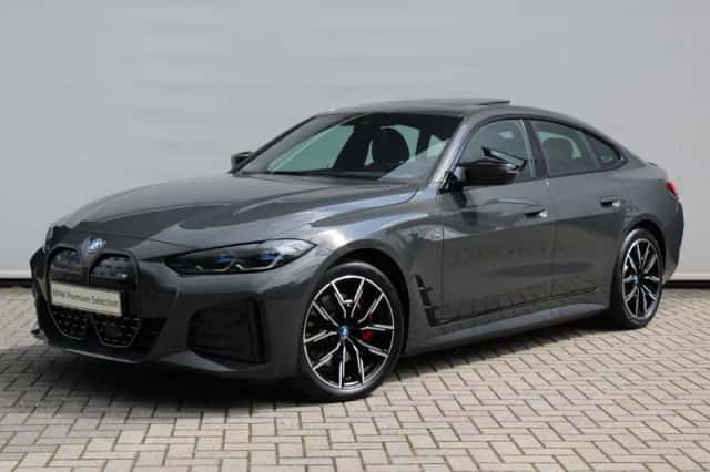 BMW i4 (2022) thumbnail 1