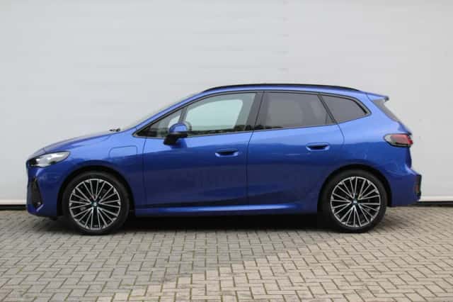BMW 2-Serie Active Tourer (2026) thumbnail 2