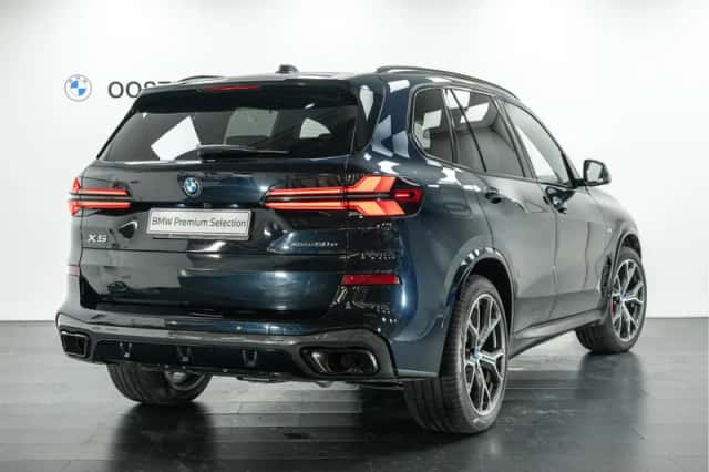 BMW X5 (2024) thumbnail 3