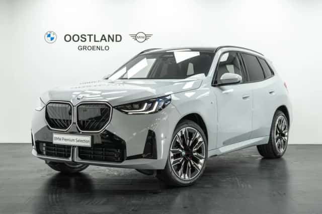 BMW X3 (2024) thumbnail 1