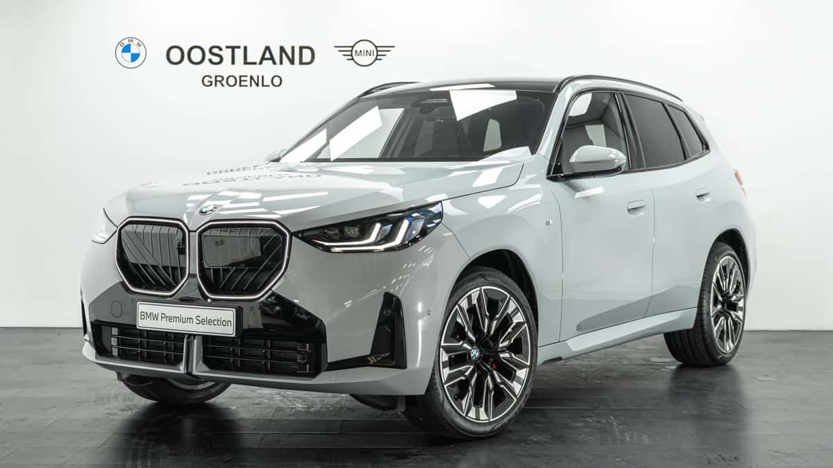 BMW X3 (2024) — foto 1
