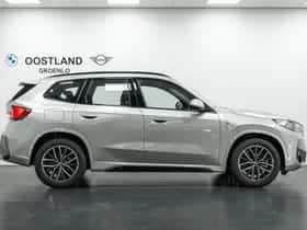 BMW X1 (2024) thumbnail 2
