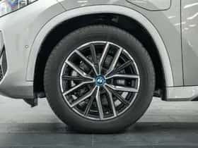 BMW X1 (2024) thumbnail 14
