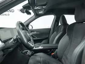 BMW X1 (2024) thumbnail 5