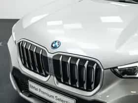 BMW X1 (2024) thumbnail 6