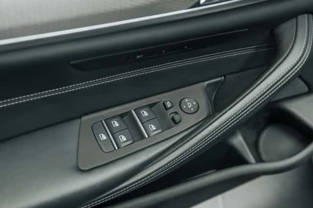 BMW 5-Serie (2020) thumbnail 6