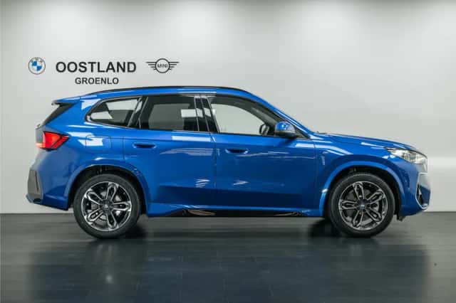 BMW X1 (2025) thumbnail 3