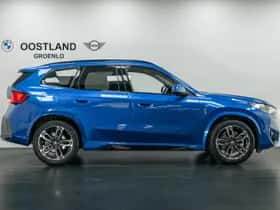 BMW X1 (2025) thumbnail 3