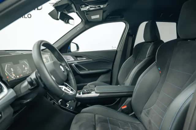 BMW X1 (2025) thumbnail 5