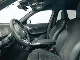 BMW X1 (2025) thumbnail 5