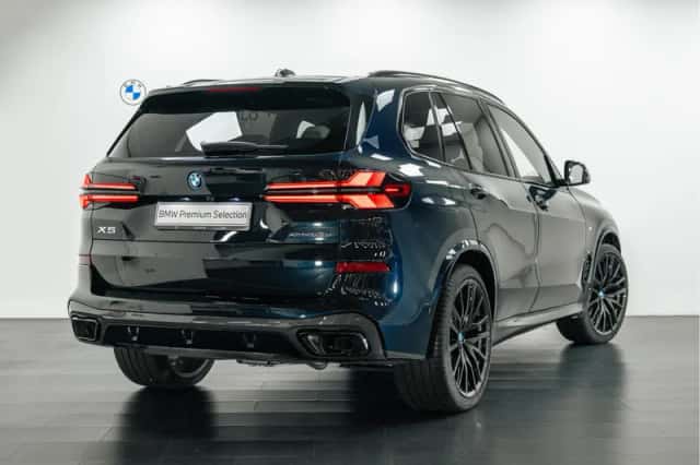 BMW X5 (2025) thumbnail 3
