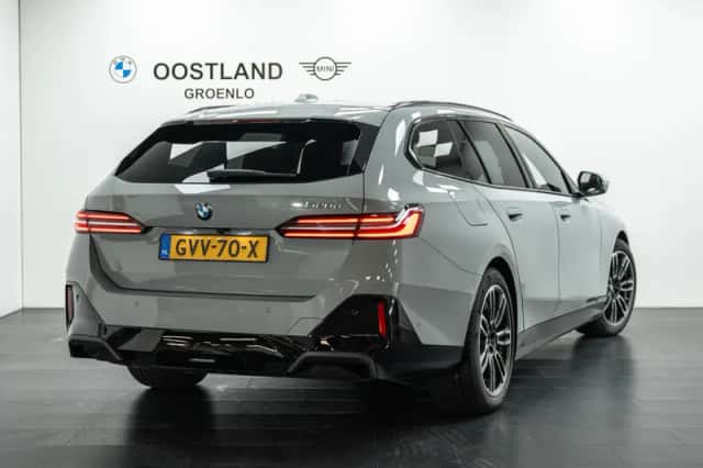 BMW 5-Serie (2024) thumbnail 3
