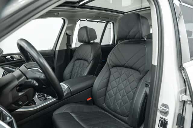 BMW X5 (2023) thumbnail 5