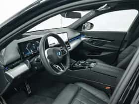 BMW 5-Serie (2025) thumbnail 6
