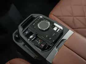 BMW iX (2025) thumbnail 11