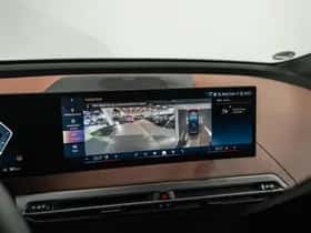 BMW iX (2025) thumbnail 16