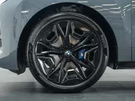 BMW iX (2025) thumbnail 27