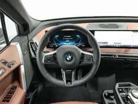 BMW iX (2025) thumbnail 35