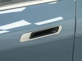 BMW iX (2025) thumbnail 41