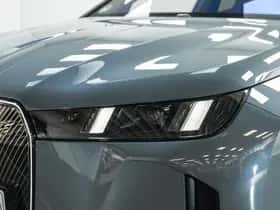 BMW iX (2025) thumbnail 43
