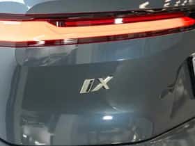 BMW iX (2025) thumbnail 47