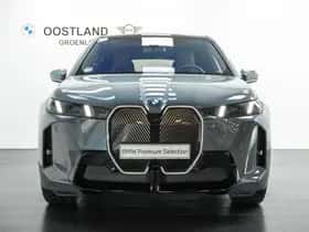 BMW iX (2025) thumbnail 6