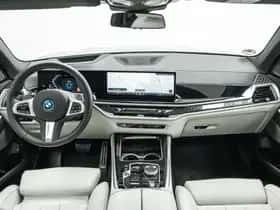 BMW X5 (2025) thumbnail 5