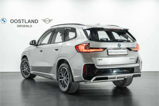 BMW X1 (2025) thumbnail 2