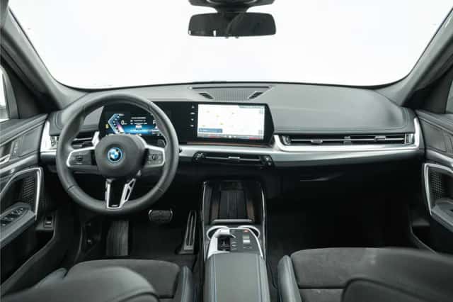 BMW X1 (2025) thumbnail 4
