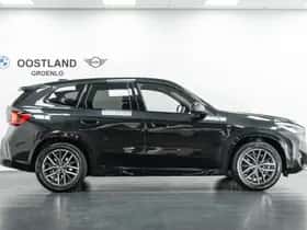 BMW iX1 (2025) thumbnail 4