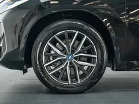 BMW iX1 (2025) thumbnail 34