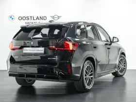 BMW iX1 (2025) thumbnail 5