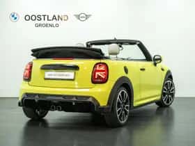 MINI Cabrio (2023) thumbnail 2