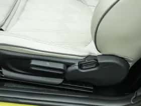 MINI Cabrio (2023) thumbnail 16