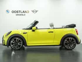 MINI Cabrio (2023) thumbnail 5