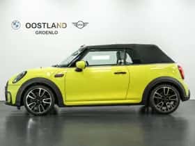 MINI Cabrio (2023) thumbnail 43