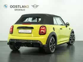 MINI Cabrio (2023) thumbnail 45