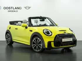 MINI Cabrio (2023) thumbnail 8