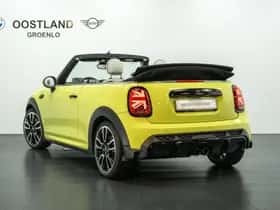 MINI Cabrio (2023) thumbnail 9