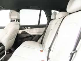BMW X5 (2025) thumbnail 12
