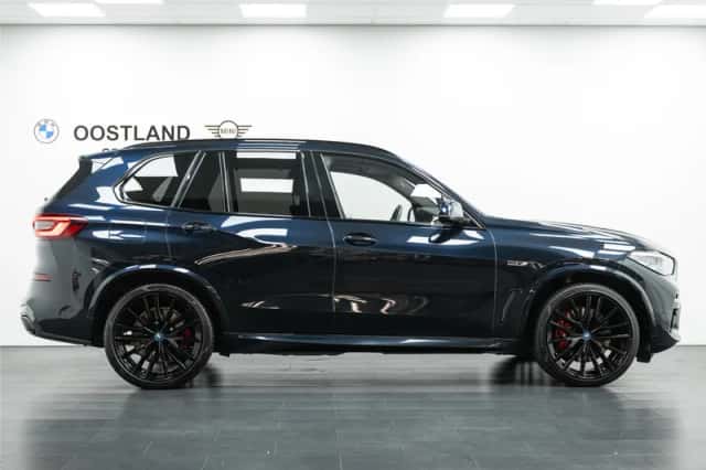 BMW X5 (2022) thumbnail 2