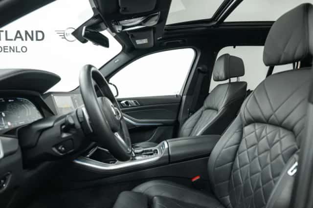 BMW X5 (2022) thumbnail 4