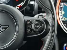 MINI Hatchback (2021) thumbnail 16