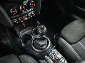 MINI Hatchback (2021) thumbnail 24
